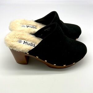 Mud - Megan Black Studded Soft Faux Fur Chunky Brown Heel Clogs Size 8.5